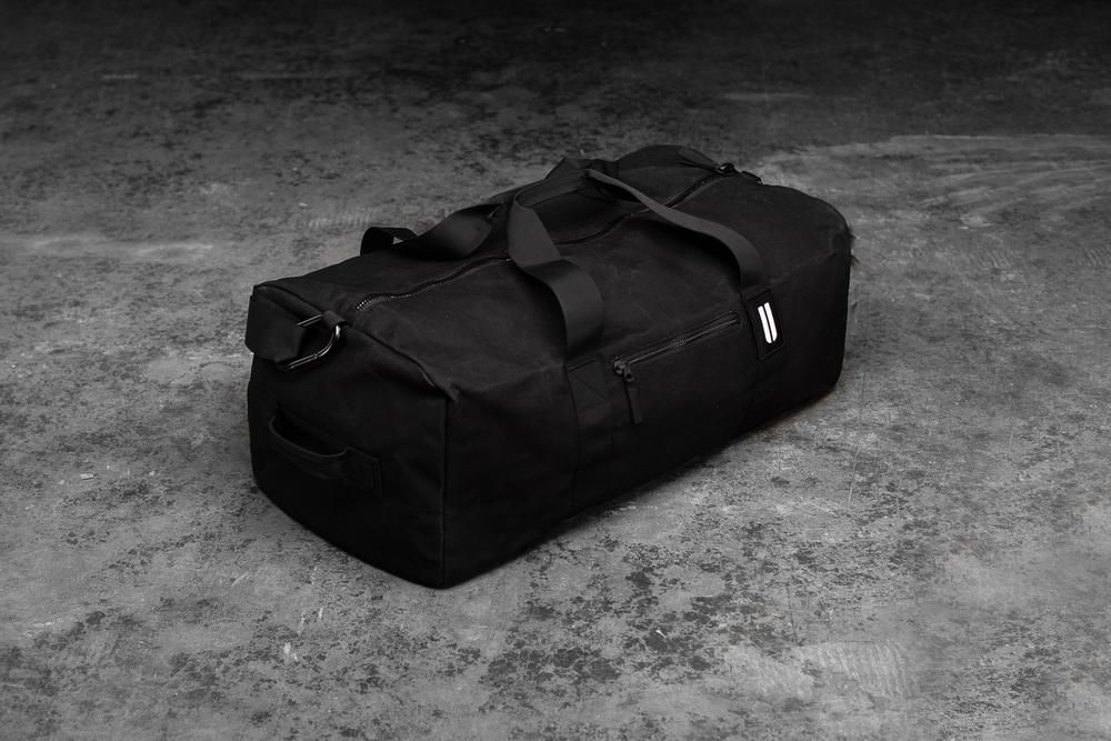 NOBULL Ruksaci - Nobull Xl Waxed Canvas Traditional Duffle Crne (879652-NZX)